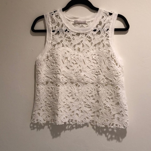 Sleeveless lace top - Picture 1 of 3